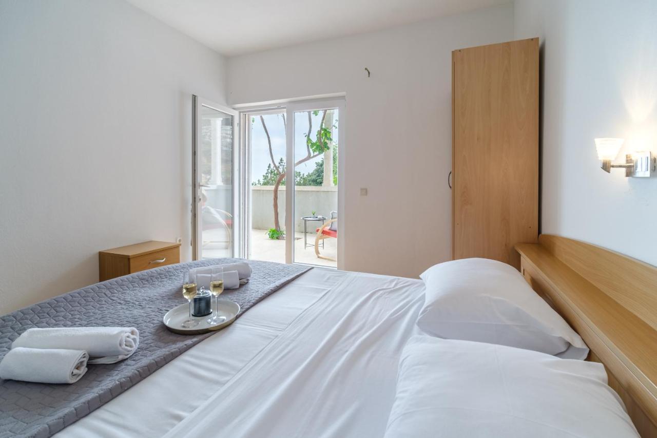 Rooms Plaza Divuje Murvica  Eksteriør billede