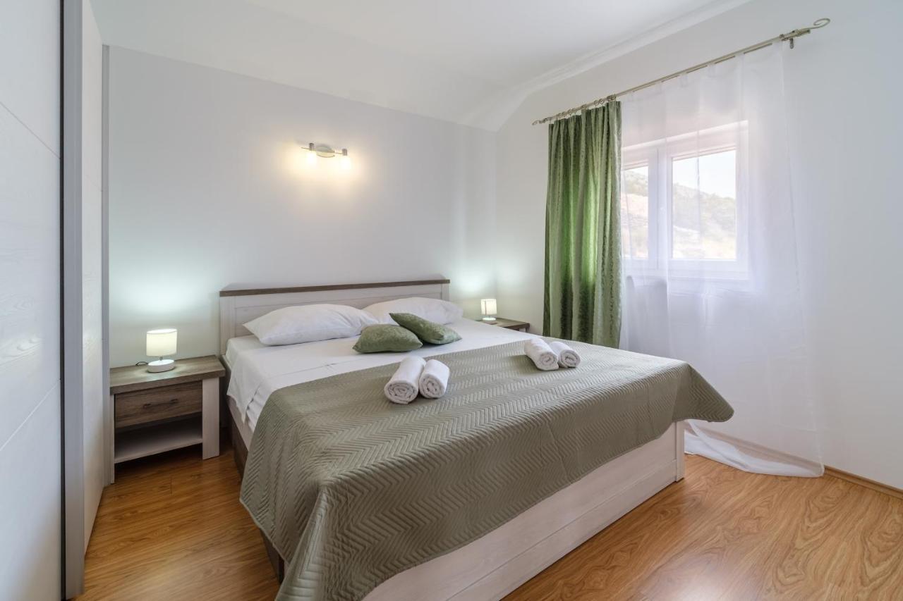 Rooms Plaza Divuje Murvica  Eksteriør billede